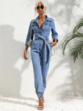 Dame Denim Jumpsuit med Bælte – Langærmet Boilersuit med Krave og Knaplukning
