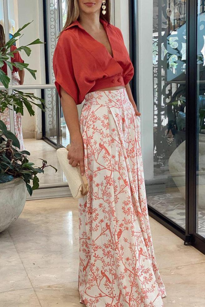 Dame To-Delt Sæt Crop Top &amp; Blomstrede Bukser Med Vide Ben – V-Hals Knap Co-Ord