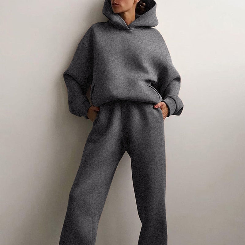 Dame To-Delt Træningssæt - Oversized Hoodie Og Joggingbukser Med Vide Ben