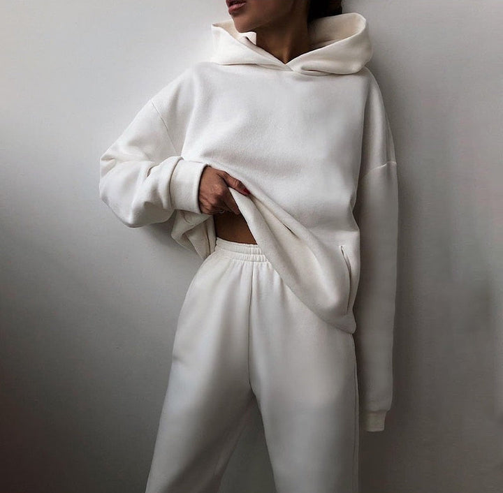 Dame To-Delt Træningssæt - Oversized Hoodie Og Joggingbukser Med Vide Ben