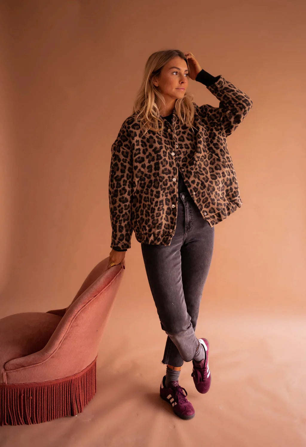 Damejakke med Leopardprint - Jakke i Bomberstil