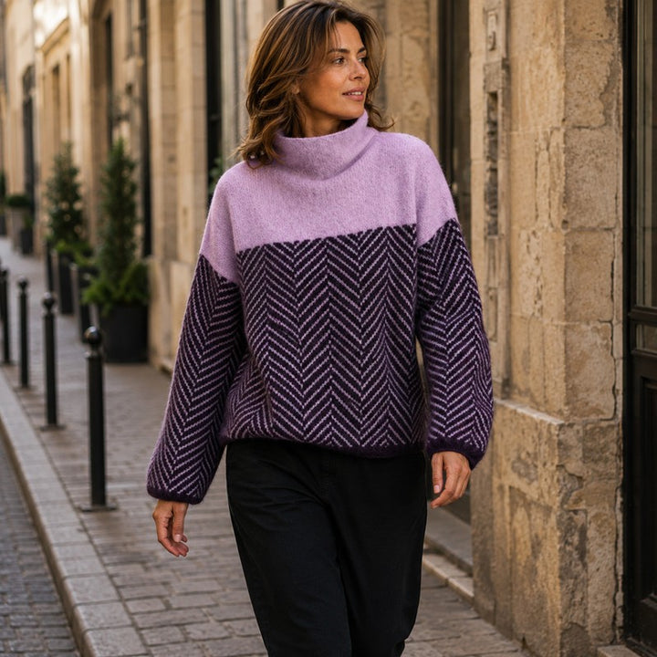 Dame-turtleneck sweater med striber